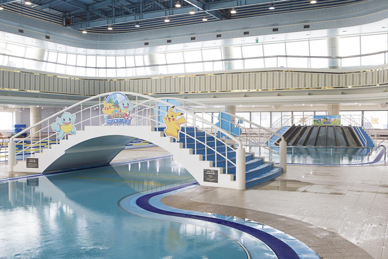 Haeundae Grand Hotel Busan Eksteriør billede The interior of the water park