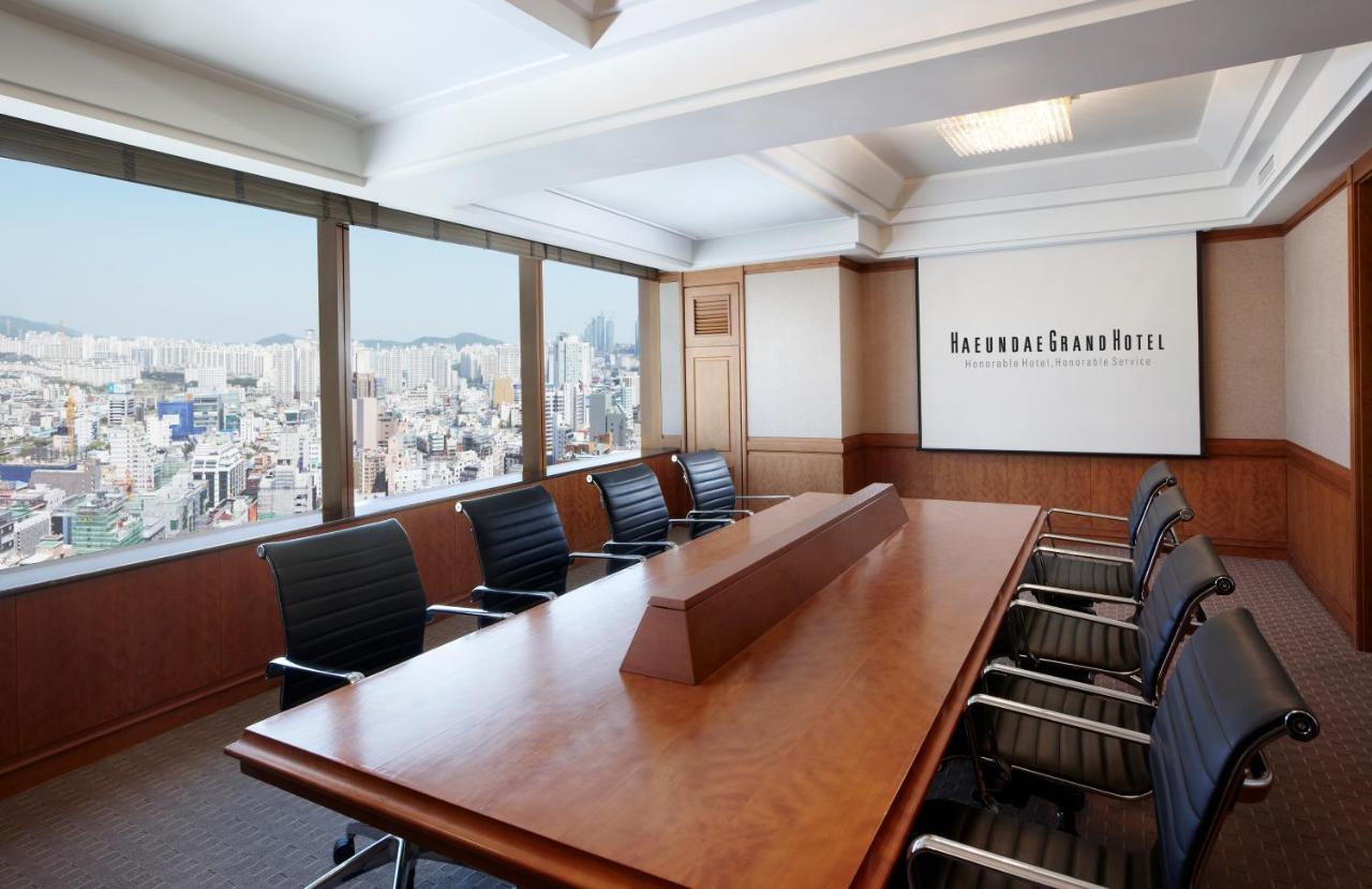 Haeundae Grand Hotel Busan Eksteriør billede Boardroom at the Athens Marriott